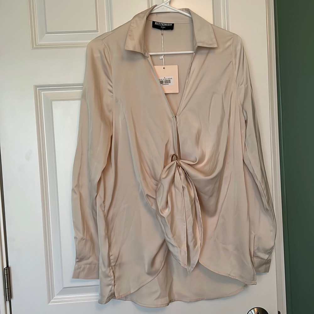Kittenish champagne satin v neck worn 1X!
